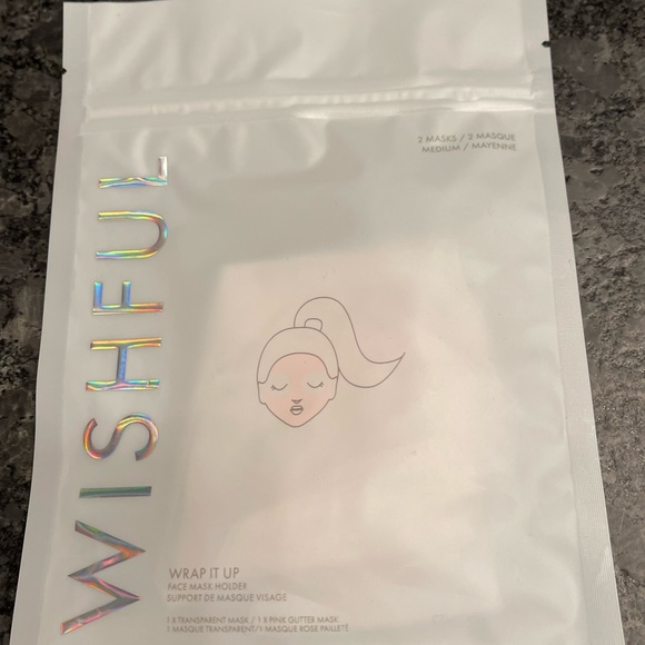 Huda Beauty Wishful Wrap It Up Face Mask Holder, set of two (2) reusable M or L - Picture 6 of 8